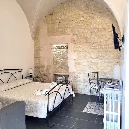 Casa Alecci 1820 3*