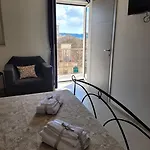 Casa Alecci 1820 Konukevi